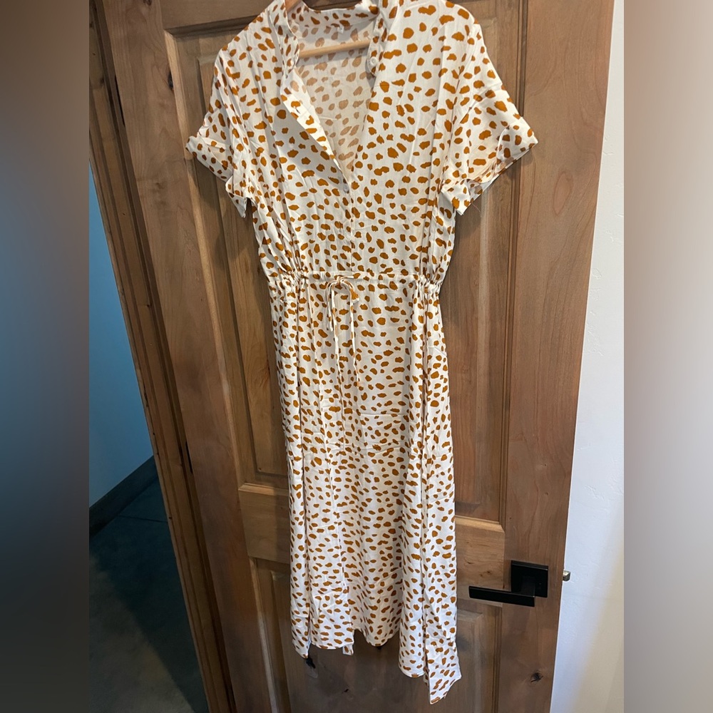 Women’s dress